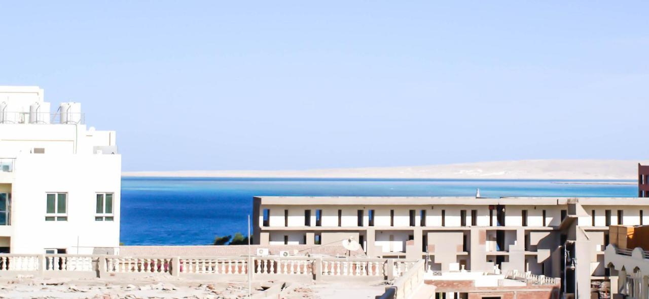 Marilyn Studio With Sea View Wi Fi Hurghada Bagian luar foto